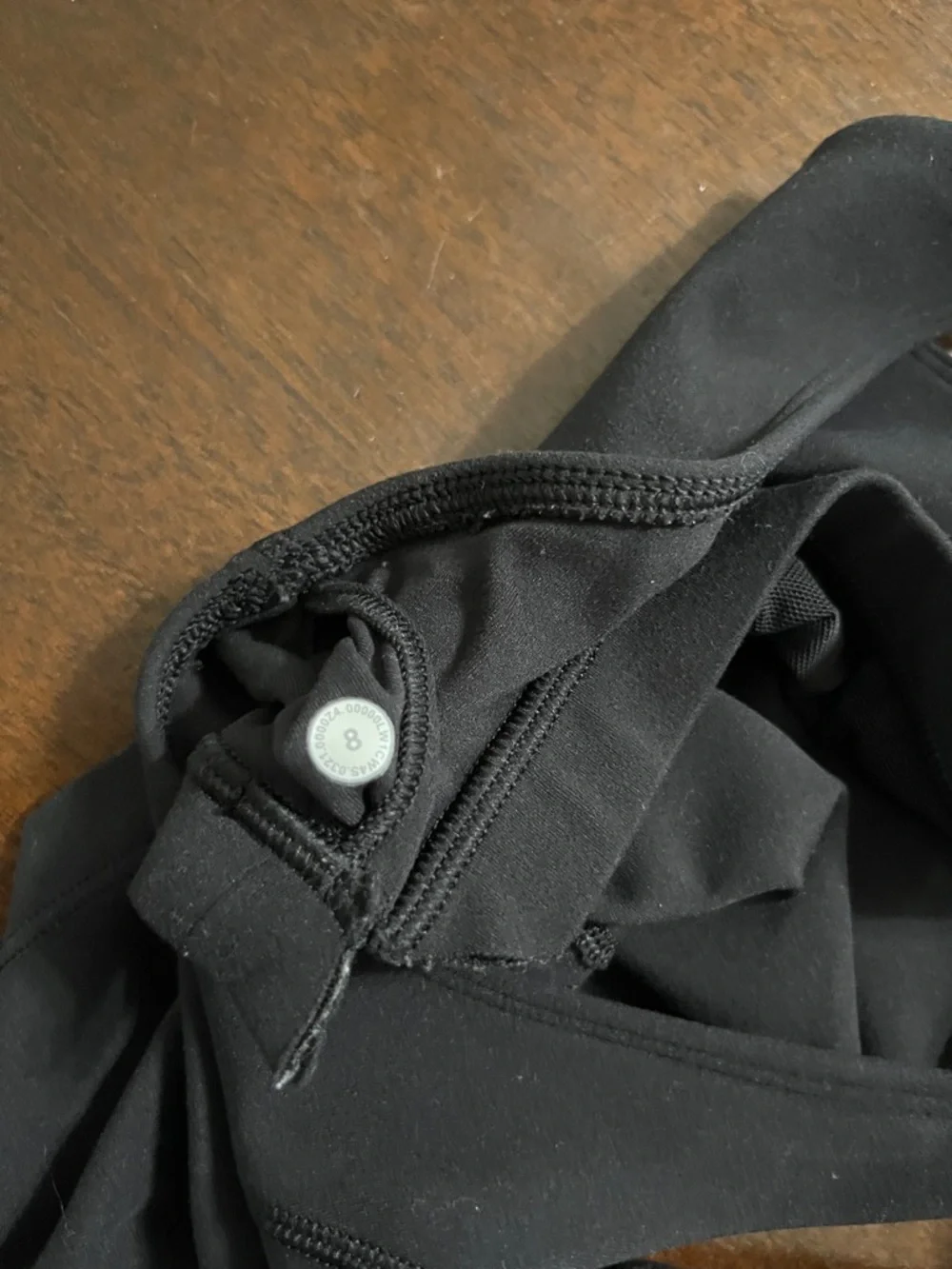 lululemon black cropped scoop tank